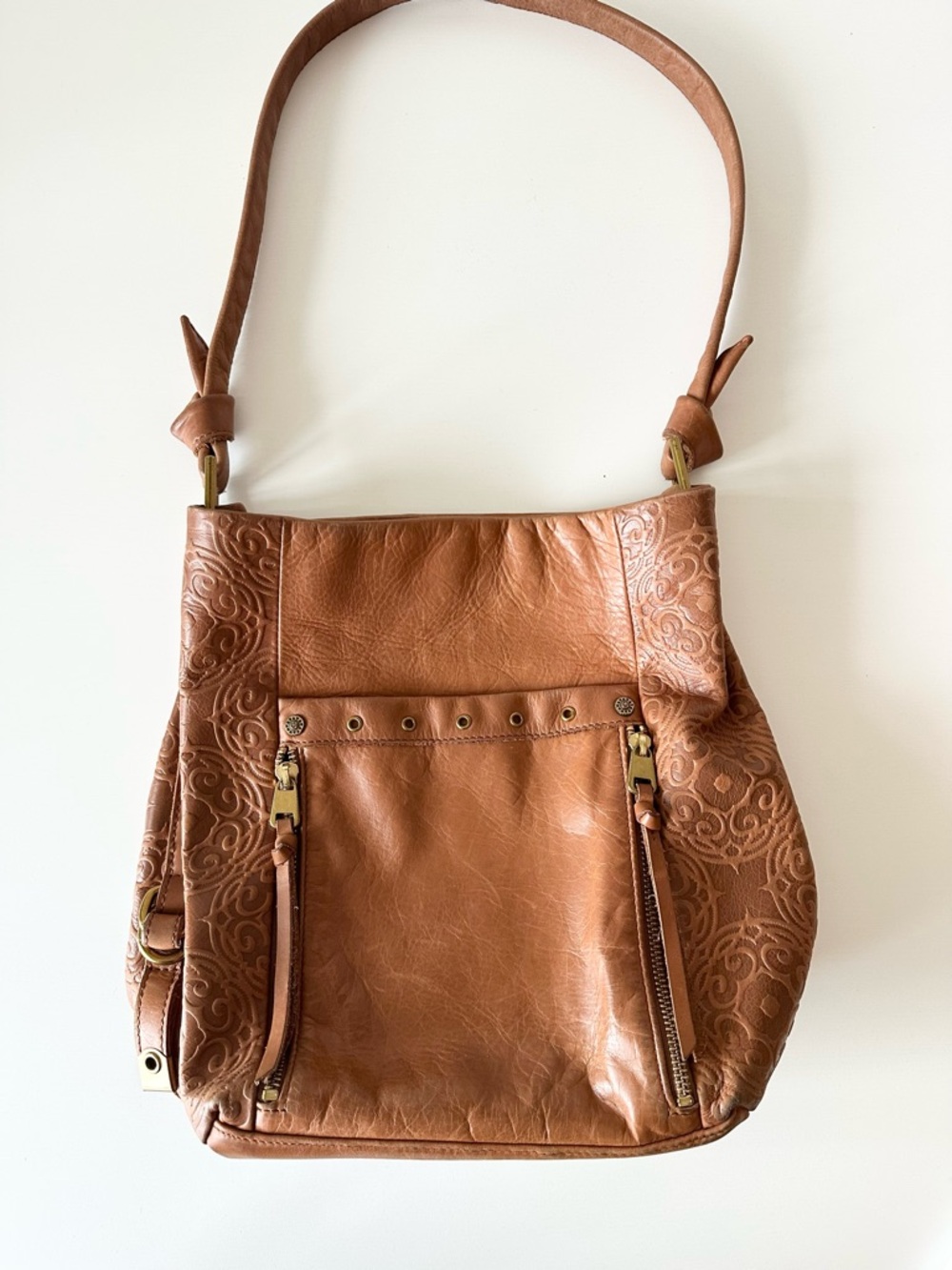 The Sak Collective | Ojai Embossed Leather Hobo - Cognac
